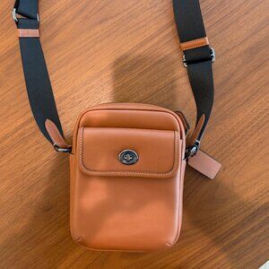 Coach Turnlock Crossbody Bag - smooth leather/Gunmetal/Tan